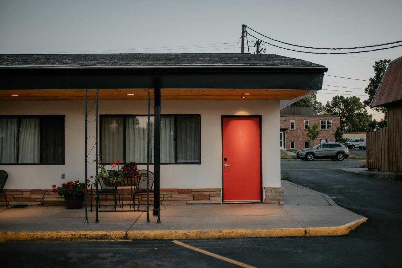 Sapphire Motel Midtown Bozeman Exterior photo